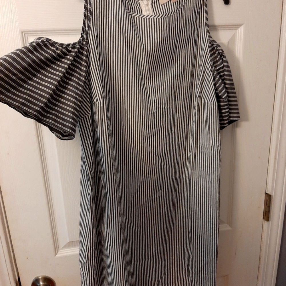 Ann Taylor Loft Gray Cold Shoulder Midi Dress